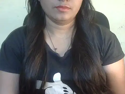 Aanya Hazel online show from 19, 11, 2025