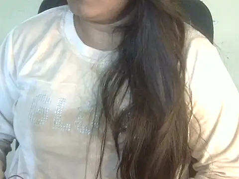 Snapshot of Aanya_Hazel chatting on 20, 12, 2025 Aanya Hazel online show from 20, 12, 2025