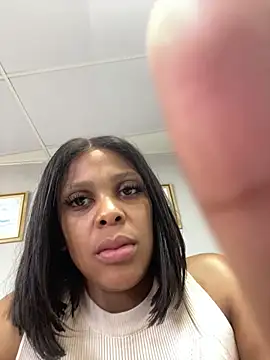 Snapshot of 031bubbles chatting on 15, 12, 2025 031bubbles online show from 15, 12, 2025