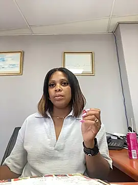 Snapshot of 031bubbles chatting on 6, 2, 2026 031bubbles online show from 6, 2, 2026