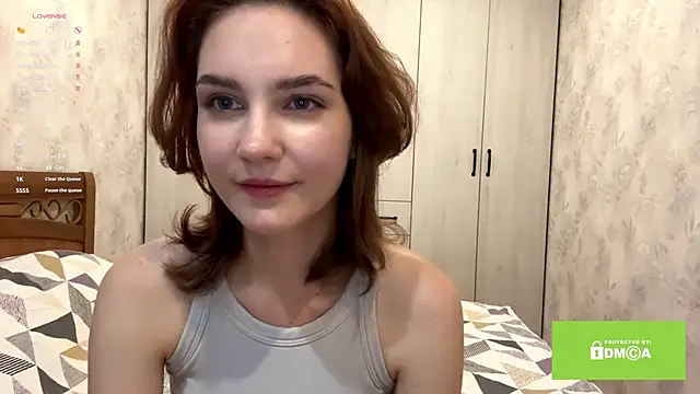 Snapshot of lady_linaa chatting on 14, 10, 2025 lady linaa online show from 14, 10, 2025