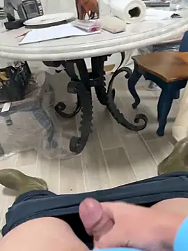 Snapshot of camboys_poyraz chatting on 31, 10, 2025 camboys poyraz online show from 31, 10, 2025