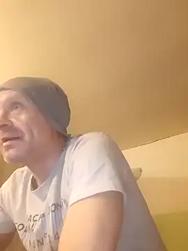 Snapshot of Kuba_Gd chatting on 23, 12, 2024 Kuba Gd online show from 23, 12, 2024