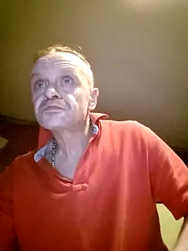 Snapshot of Kuba_Gd chatting on 18, 12, 2025 Kuba Gd online show from 18, 12, 2025