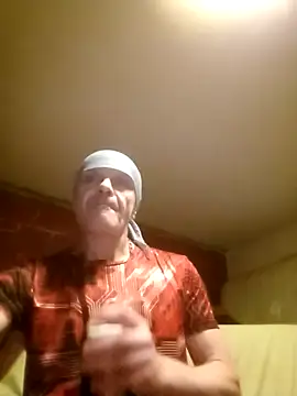 Snapshot of Kuba_Gd chatting on 18, 12, 2025 Kuba Gd online show from 18, 12, 2025