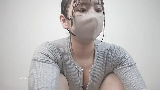 CocoaMilk18 online show from 9, 4, 2026