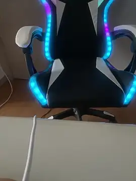 bananasex204 online show from 2, 2, 2026