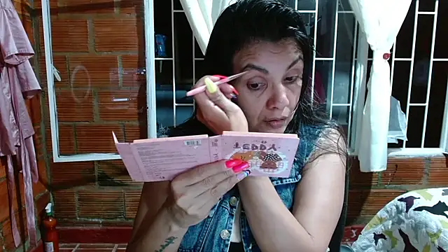 Snapshot of Milf_Fantassyy chatting on 9, 9, 2025 Milf Fantassyy online show from 9, 9, 2025