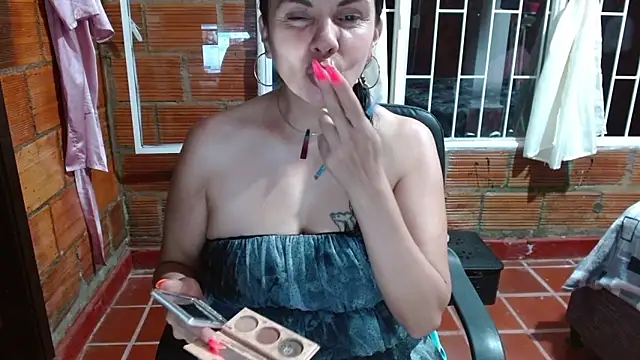 Snapshot of Milf_Fantassyy chatting on 29, 9, 2025 Milf Fantassyy online show from 29, 9, 2025
