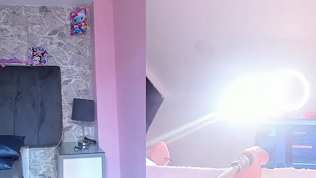 Missy Aprill online show from 15, 4, 2026