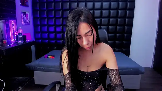 ashlyy sweet  online show from 8, 4, 2026