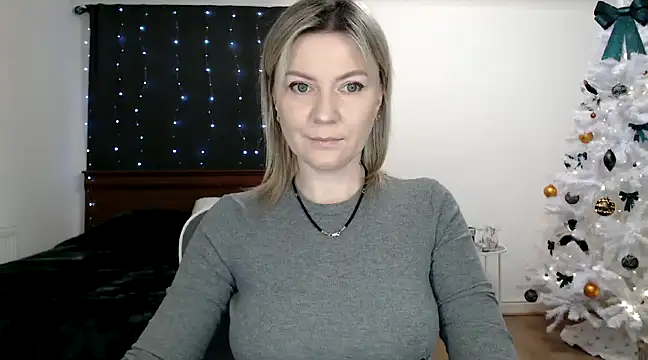 ParadiseAlina online show from 15, 12, 2024