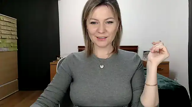 ParadiseAlina online show from 2, 2, 2025