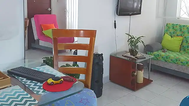 Nicolletorres2 online show from 11, 2, 2026