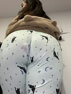 Amelia laurent online show from 1, 2, 2026