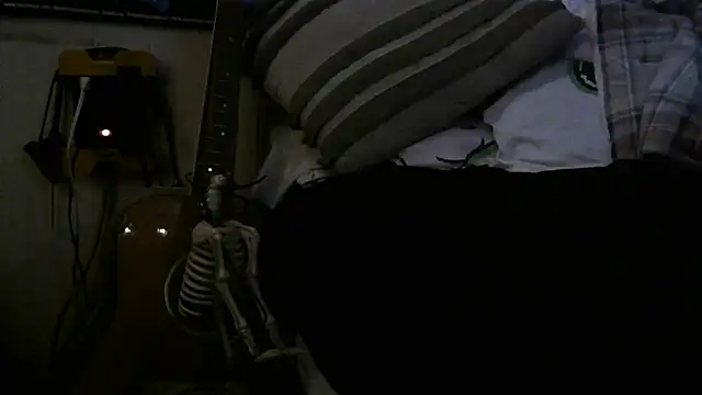 Snapshot of crassanova chatting on 18, 6, 2026 crassanova online show from 18, 6, 2026