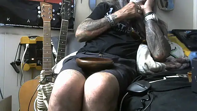 Snapshot of crassanova chatting on 23, 6, 2026 crassanova online show from 23, 6, 2026