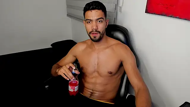 Simplee guyy online show from 4, 6, 2026