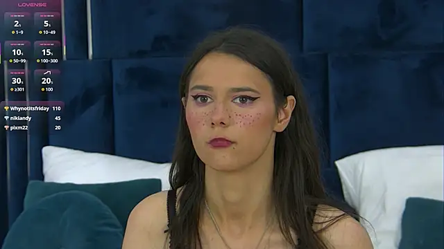 Snapshot of IsaNaughty chatting on 9, 9, 2025 IsaNaughty online show from 9, 9, 2025