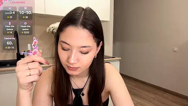 Snapshot of Sakuravice chatting on 26, 3, 2026 Sakuravice online show from 26, 3, 2026