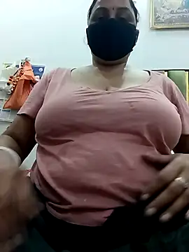 Snapshot of Rakhi_sawant143 chatting on 24, 10, 2025 Rakhi sawant143 online show from 24, 10, 2025