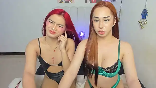 Emerald DeLuxe online show from 22, 10, 2025