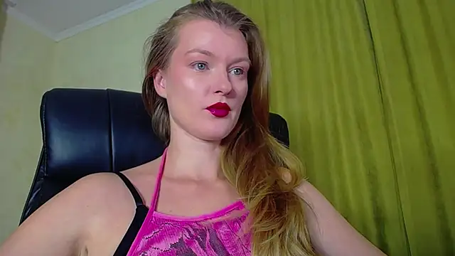 Snapshot of MysticVenus_ chatting on 15, 11, 2025 MysticVenus online show from 15, 11, 2025