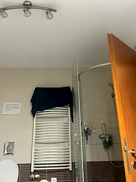 Steffi Snowbunny online show from 1, 10, 2025