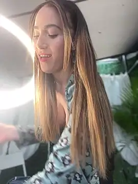 Snapshot of SweetieSinXXX chatting on 8, 10, 2025 SweetieSinXXX online show from 8, 10, 2025