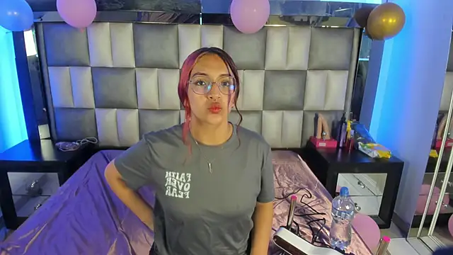 Valkiria js online show from 21, 11, 2025