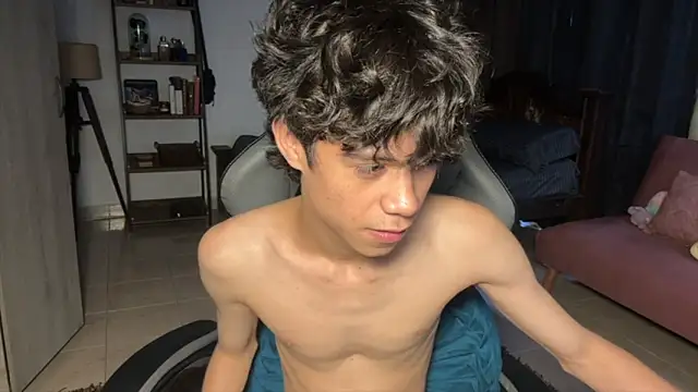 Snapshot of OopsAgain_ chatting on 18, 1, 2026 OopsAgain online show from 18, 1, 2026