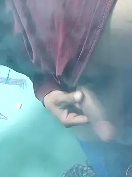 Snapshot of Calivazil chatting on 22, 12, 2025 Calivazil online show from 22, 12, 2025