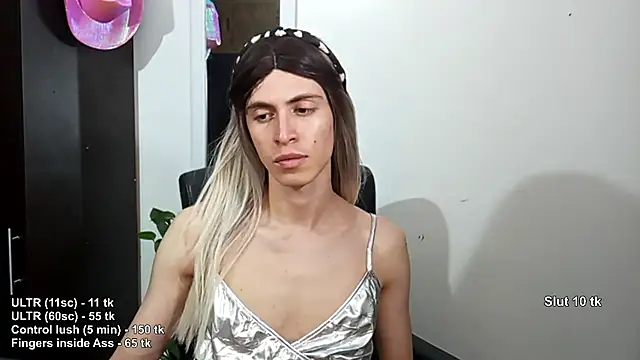 Snapshot of Andy_Roses chatting on 16, 12, 2025 Andy Roses online show from 16, 12, 2025