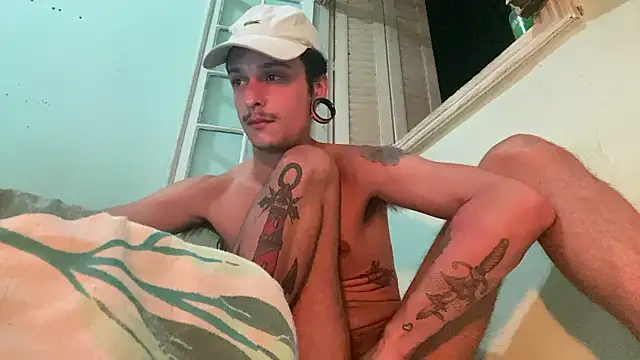 chrisalmeid  online show from 18, 2, 2026