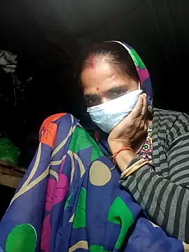 Snapshot of Hot-honi chatting on 7, 11, 2025 Hot-honi online show from 7, 11, 2025