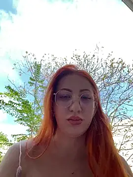 Snapshot of DaddysLittleSlutfox chatting on 24, 4, 2026 DaddysLittleSlutfox online show from 24, 4, 2026