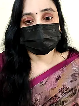 Monica cams online show from 12, 11, 2025