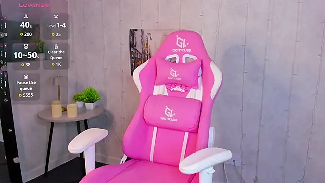 Lynn Martin online show from 25, 10, 2025