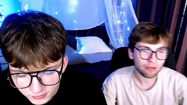 Snapshot of travis_wolf_ chatting on 20, 11, 2025 travis wolf online show from 20, 11, 2025