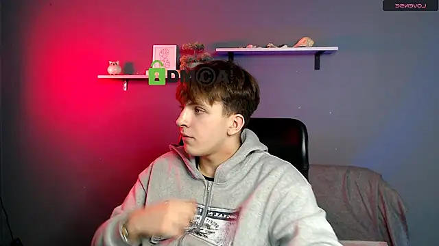 Snapshot of travis_wolf_ chatting on 28, 11, 2025 travis wolf online show from 28, 11, 2025