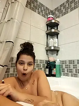 Snapshot of NicoleHayle chatting on 18, 10, 2025 NicoleHayle online show from 18, 10, 2025