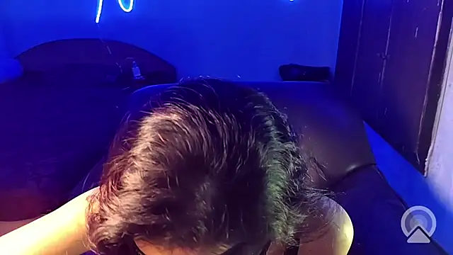 royeoy22 online show from 3, 12, 2025