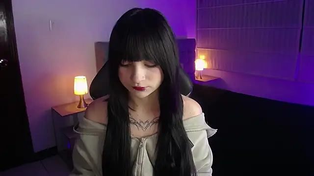  Charlotte Collins  online show from 7, 1, 2026