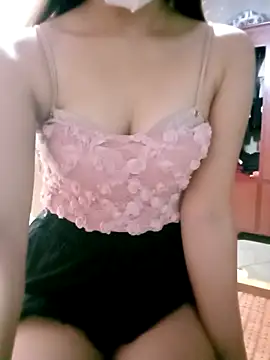 Snapshot of mymy06 chatting on 29, 9, 2025 mymy06 online show from 29, 9, 2025