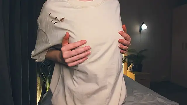 exposed lizzy online show from 21, 9, 2025