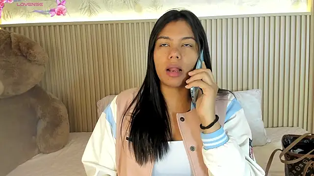 Snapshot of Liss-Reyes chatting on 20, 7, 2026 Liss-Reyes online show from 20, 7, 2026