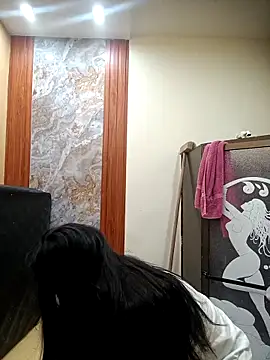 SaraBust online show from 18, 10, 2025