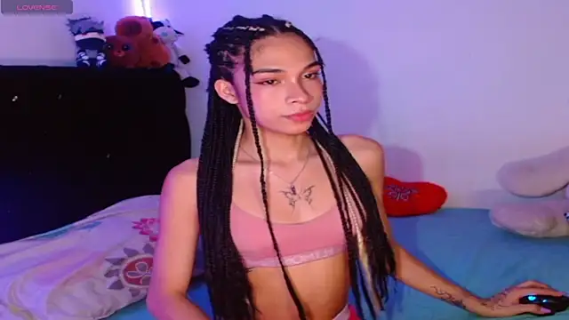 Snapshot of NathaliaPaz_ chatting on 16, 5, 2026 NathaliaPaz online show from 16, 5, 2026