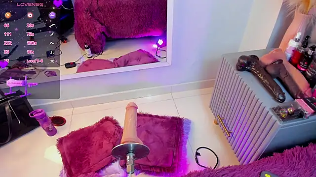 Mia Valentine  online show from 26, 2, 2026