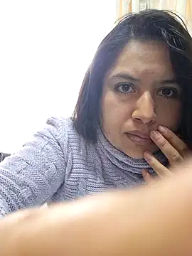 Snapshot of Amapola_blue chatting on 28, 11, 2025 Amapola blue online show from 28, 11, 2025